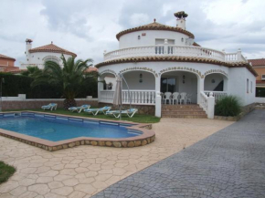 VILLA MARISOL